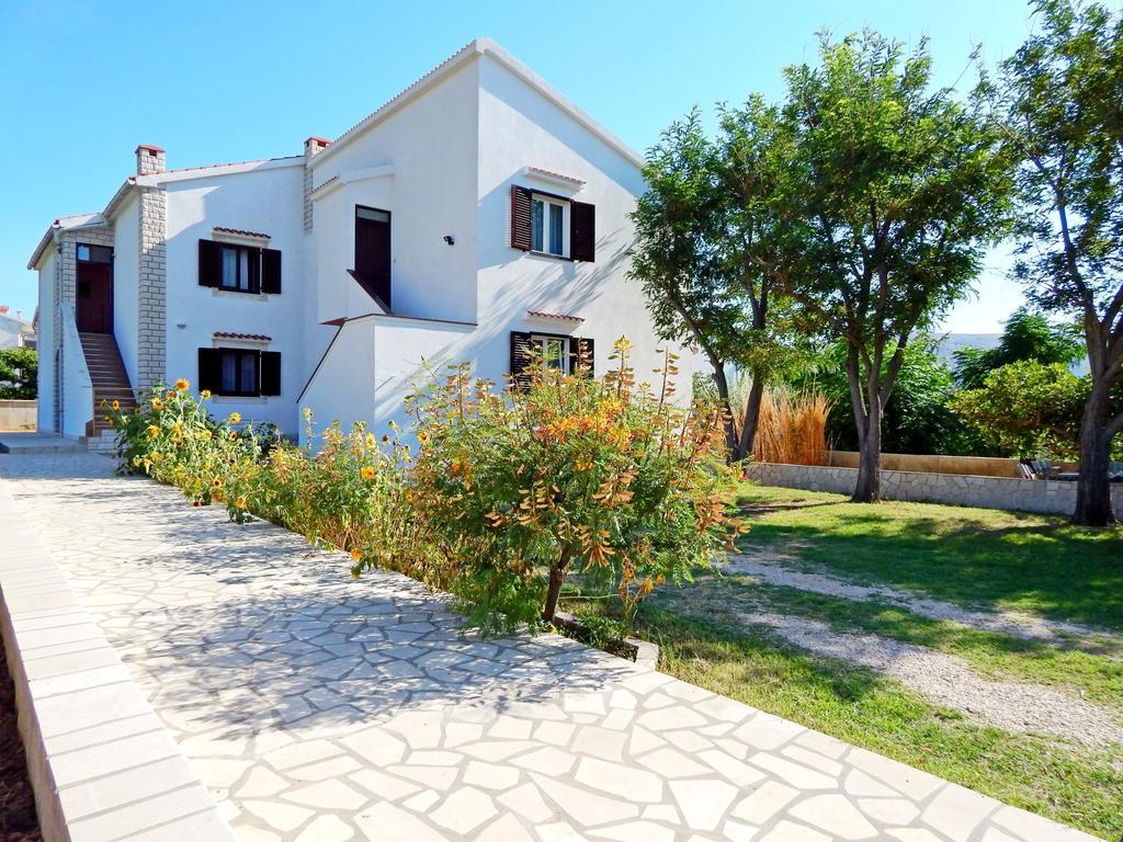 Apartments Rajko パグ エクステリア 写真
