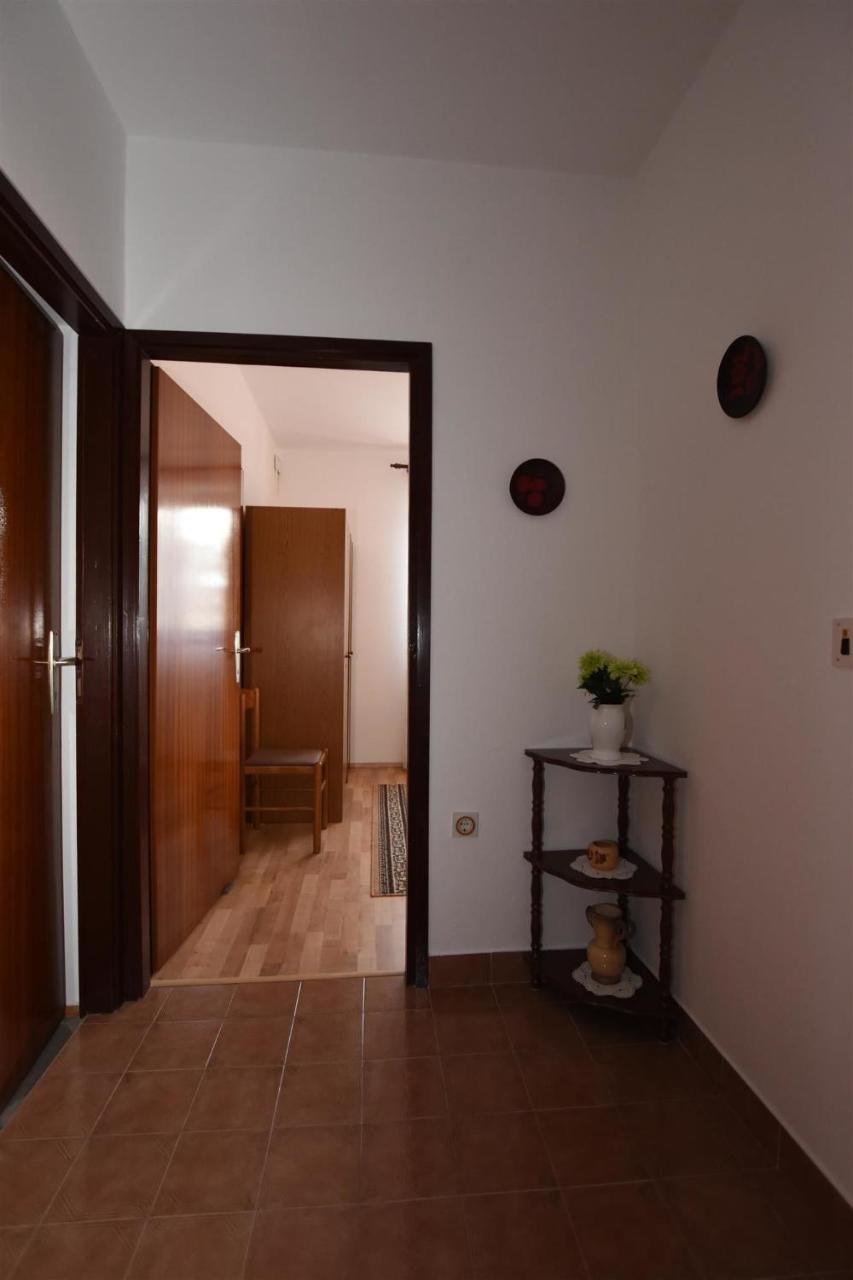 Apartments Rajko パグ エクステリア 写真